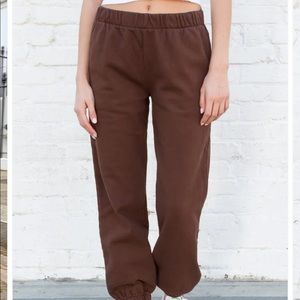 Brandy Melville Rosa Sweatpants Brown One Size Fits All